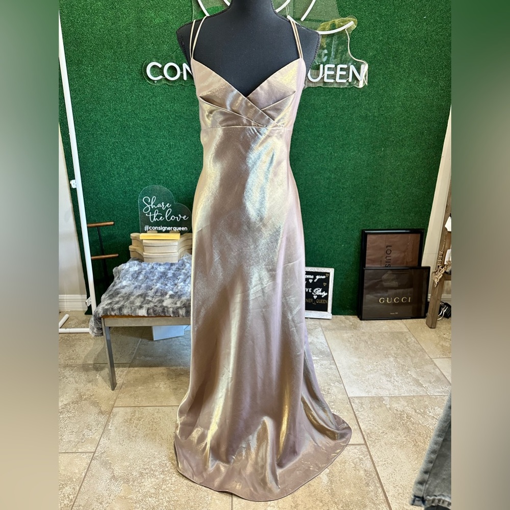 EUC vintage Faviana New York muted gold metallic gown size 11/12